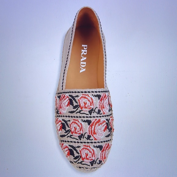 Authentic Prada Floral Embroidered Espadrilles - Picture 5 of 13
